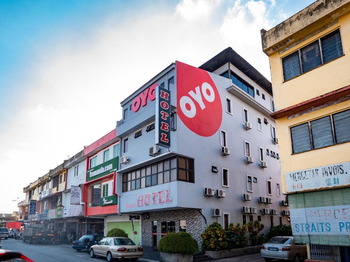 Oyo 1010 Skudai Hotel Экстерьер фото